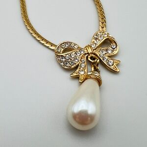 Vintage Rhinestone Bow Necklace with Faux Pearl Drop Gold Tone Choker
